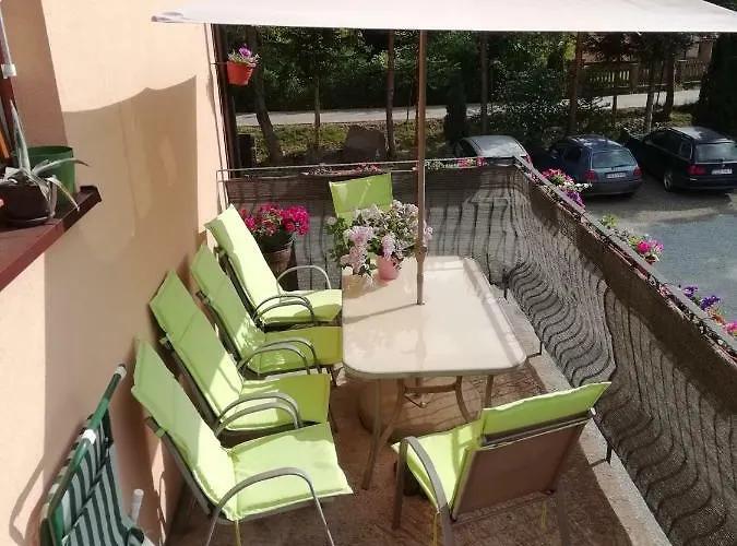 Srebrny Swierk Farmház Wambierzyce